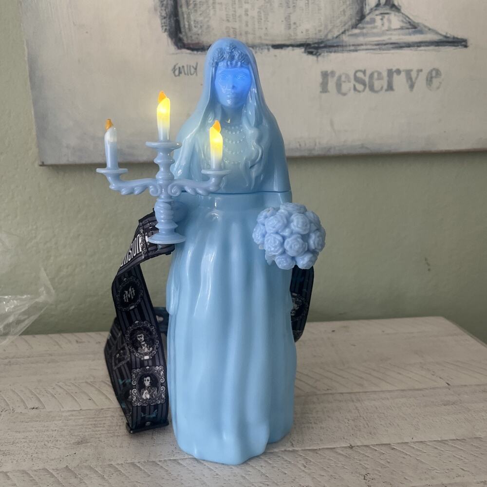 Disneyland Haunted Mansion Light Up Ghost Bride Sipper Cup